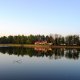 <p>Lanškrounské rybníky, západ slunce na vodní hladině</p>